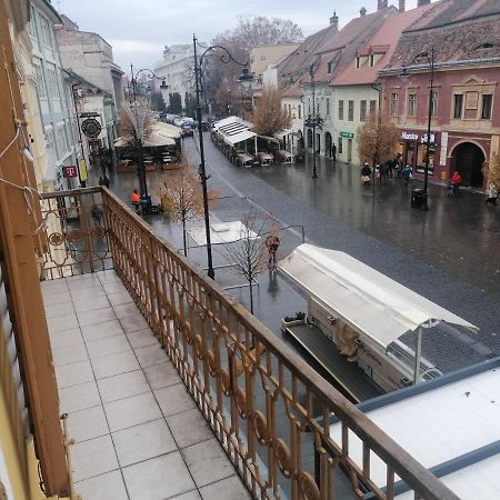 Apartament Royal Sibiu Apartamento Exterior foto